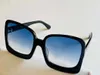 617 Occhiali da sole quadrati Katrine Black Gold Grey Gradient Summer Oversize Occhiali da sole Fashion Shades Holiday Eyewear Mens con scatola