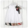 색상 뜨거운 판매 새로운 도착 여름 소녀 민소매 드레스 고품질 코튼 아기 아이 격자 무늬 활 복장