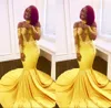 Giallo Elegante fuori dalla spalla pizzo Prom abito da sera maniche lunghe Mermaid Appliques raso arabo africani da Cerimonia