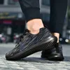 Dorywczo mężczyźni Kobiety Buty do biegania Sznurowanie Hurtowni Trenerzy Oddychające Sportowe Sneakers Jogging Chodzenie