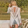 Sexy Backless encaje empalmado blusa blanca camisas mujeres solo botón Casual Tops manga larga moda Streetwear Blusa 210427