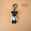 Hars sleutelhanger plastic zwart en wit beer actie figuur cartoon accessoires kleine geschenken