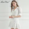 Mode Designer Dress Summer Women's Dress Puff Sleeve Hollow Out Broderi Dubbelbröst Bälte Vit Klänningar 210524