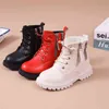 Kinderstiefel Weiche Sohlen Mädchen Martin Winter Plus Samt Warm Britischer Stil Leder Mode Student Metallkette 211227