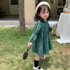 Vestidos de menina meninas vestido verde vintage Autumn Kids French Puff Sleeve O-Gobes Princesa 3-7 anos Crianças Casual Roupas