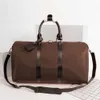 Bolsos de diseñador Bolso de lona de alta capacidad Bolso de viaje para mujer Bolsos de Boston para hombre Maleta de cuero de lados suaves Equipaje de almacenamiento al aire libre