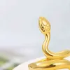 Ślubny Geometryczny Ze Stali Nierdzewnej Palce Pierścionki Metalowe Złoty Kolor Wąż Kształt Koreański Styl Węża Pierścionki Kobiety Pierścionki G1125