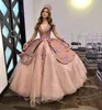 2021 Arabic Bling Dusty Pink Quinceanera Dresses Rose Gold Sequins Lace Crystal Off the Shoulder Long Sleeves Formal Pageant Party Evening Dress Vestidos