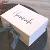 Present wrap fancy design 500pcs lådor med band grossist bröllopsklänning magnet vikning förpackning kläder vin skor