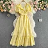 Желтый / белый полый OUT MIDI платье женщины винтажные с короткими рукавами высокая талия A-Line V-образным вырезом Vestidos Sweet Holde 2021 новая мода Y0603