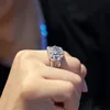2020 Top vente bijoux de luxe étincelants mâle 925 en argent Sterling T princesse coupe Moissanite diamant fête éternité hommes mariage lz139303M