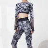 Seamless Camouflage Yoga Set Sport Outfits Women Workout Two 2 Piece Long Sleeve Crop top Leggings Gym Suit Fitness 210802