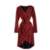 Singreiny Shiny Lurex Gebreide jurk Dames V-hals Lange Mouw Slanke Potlood Jurk Herfst Koreaanse Mode Streetwear Onregelmatige Jurk 210419
