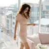 Pink Ladies Dress Corea Manica corta scollo a V lino Sexy club Fashion aderente Mini abiti da festa per donna Panno 210602