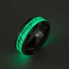 Creatief ontwerp roestvrij staal koel fluorescerende ring voor mannen vrouwen met brievenvinger ringen groothandelsprijs