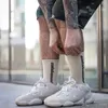 メンズソックススケートボードファッションレター印刷された靴下スポーツサッキングホップ
