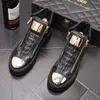Vår och höst män fotled stövlar metall dekoration lyx mode hög topp skor lägenheter manliga företag sneakers