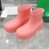 Dört Mevsim Su Birikintisi 5.5 cm Su Geçirmez Platformu Kauçuk Yağmur Çizmeleri Kadın Tasarımcı Kısa Işık Rahat Ayakkabılar Şeker Renk Rainboots