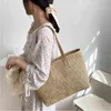 Shoppingkassar Sommarstrand Straw Kvinnors Stora Kapacitet Shopper Tote Kvinnor Pure Färg Shoulder Makeup Casual Kvinna Handväska 220301