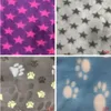 60 * 70 cm Piękne koce Łóżka dla psów poduszki Mata 22 Kolory Koc Pet Small Paw Print Ręcznik Cat Dogs Fleece Miękki cieplej