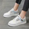 2021 Fashion Spring New All-match White Shoes Female Students Platform Street Shot Women's Flat Y0907