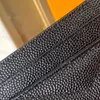 Высококачественная подлинная кожаная кошелька держатель кошелька роскошные дизайнерские кошельки для мужчин женские держатели монета монета черная ярко -кошелька Mini Walle213G