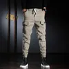 Fashion Streetwear Men Jeans Multi Psockets Multi Pantaleros de carga casuales Hombre de alta calidad Coreano Hip Hop Joggers pantalones de piernas anchas