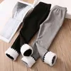 Inverno quente 2 3 4 5 6 7 8 10 anos crianças cor retalhos preta cinza além de veludo espessamento leggings para crianças bebê meninas 210701