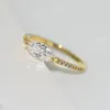 Anéis de casamento para mulheres simples elegantes oval de zircão claro dourado colorido de coloração de dedo jóias de moda de moda R870wedding