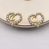 Nouveau style plaqué or 18 carats de luxe double lettres Stud Clip chaîne géométrique célèbre femmes cristal strass perle boucle d'oreille bijoux de fête de mariage cadeaux