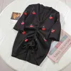 Kimutomo Kortärmad stickad tröja Kvinnor Spring Cherry Print V-Neck Short Drawstring Slim Tun Top Elegant Fashion 210521