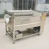 Commerciële kleine roestvrijstalen fruitreinigingsmachine roller borstel plantaardige wortel peeling fabrikant aardappel wasmachine 220V