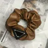 Scrunchie elastyczne tkaninę gumki do włosów scrunchies damskie litera druku