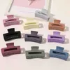 Dull Polish Hair Claw Jaw Clips Accessoires de mode Dos de la tête Poils Pinces Titulaire Pin Forme Filles Été Plastique Glaçage Mature 2 3qya Y2