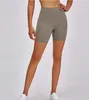 571 Yoga Shorts High midjebyxor Dräkt Kvinnor som kör korta damer Casual vuxen sportkläder flickor tränar fitness leggings7822636