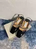 2022 Elbise Ayakkabı Begum Süslenmiş Pompalar Begum Elmas Sandalet Parlaklık Güzel Kare Ayak Seksi Kadın Yaz Kristal Ayakkabı