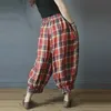 Estilo de artes de verano Mujeres Cintura elástica Tobillo Longitud Pantalones a cuadros sueltos Vintage Algodón Lino Casual Harem Plus Tamaño M200 210512