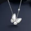Fanjia Butterfly Natural White Fritillaria Ожерелье Женщины Розовое Золото Ключица Ключица Простая подвеска7761028