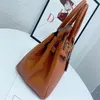 Tasarımcılar Çanta Omuz Bayanlar Lüks Crossbody Tote Çanta Klasik Orijinal Deri Gümüş Kuello Büyük Kapasite Long214E