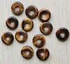 Yuvarlak Ssorted 18mm Daire Donut Kaplan Göz Doğal Taş Charms Kristal Kolye Kolye Aksesuarları Takı Yapımı Için