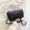 Nxy حقيبة يد حقيبة الإناث 2022 جديد أزياء ins عالية المعنى برشام سلسلة واحدة الكتف رسول 0210