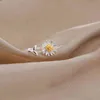 Fashion Cute Yellow Daisy Ring Female Small Leaf Opening Ring Romantic Girlfriend Ring Birthday Party Anniversary Gift G1125
