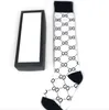 Chaussettes pour hommes de créateurs bas Designer Hommes Femmes Chaussettes bas de laine de haute qualité rues seniors confortable genou jambe chaussette ATCG