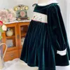 Toddler Girls Smock Dress Enfants Vintage Brodé Vestidos Infant Designer Robes Smocks Bébé Vêtements Fille Velours Jupe 210615