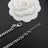 2021 Luxe Designer Ketting Voor Mannen Liefde Charm Ketting Meisjes Zilveren Hartvormige Hanger Ontwerp Vrouwen Paar Feng Shui Vriendschap 2726