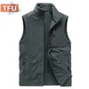 5xl Men Vår Outwear Tjock Varm Fleece Ärmlös Vest Jacka Waistcoat Men Höst Casual Outfits Tactical Vest Men Plus 211119