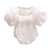 Neonate nate coreane Vestiti Pagliaccetto Tutina per bambino Ruffles Pizzo Abito Compleanno Bianco Battesimo Abbigliamento 210529