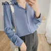 Chemises de mode Femmes Plaine Mousseline de soie Col V Blouses lâches Blusas Femme Coréen Bureau Dames Tops Plus Taille Blouse 210506