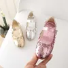 New Kids Baby Toddler Girl Bambini Festa di nozze bianca Principessa Scarpe con fondo morbido in pelle Ragazze Fiore Scarpe singole A966 X0703