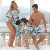 Aile Eşleştirme Mayo Kadınlar Uzun Kollu Yaprak Anne Kızı Çocuk Erkek Kız Çocuk Mayo Bathing Yüzme Suit 210625